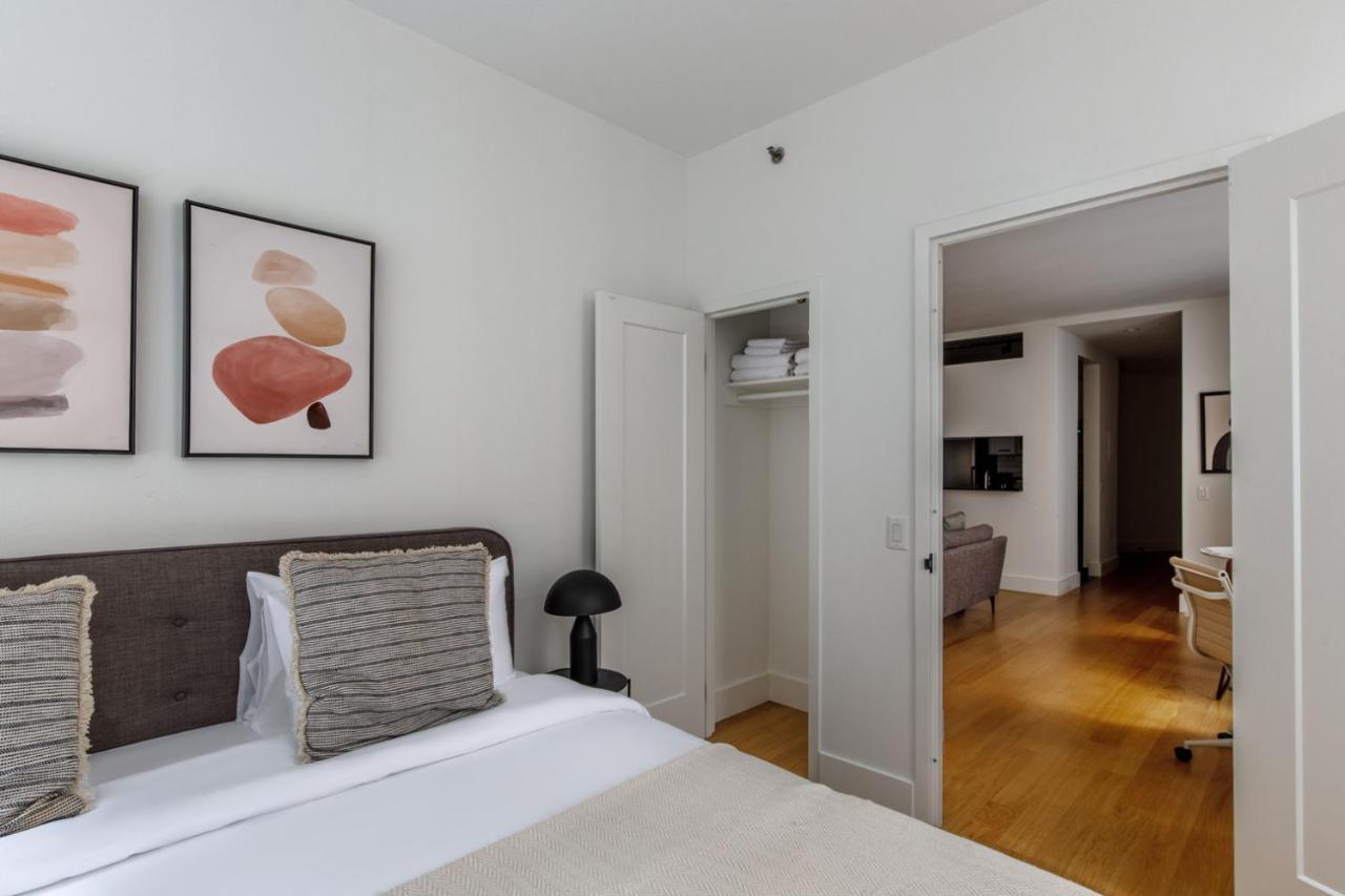 Fidi 1br W Golf Simulator Nr Freedom Tower Nyc-1338 New York